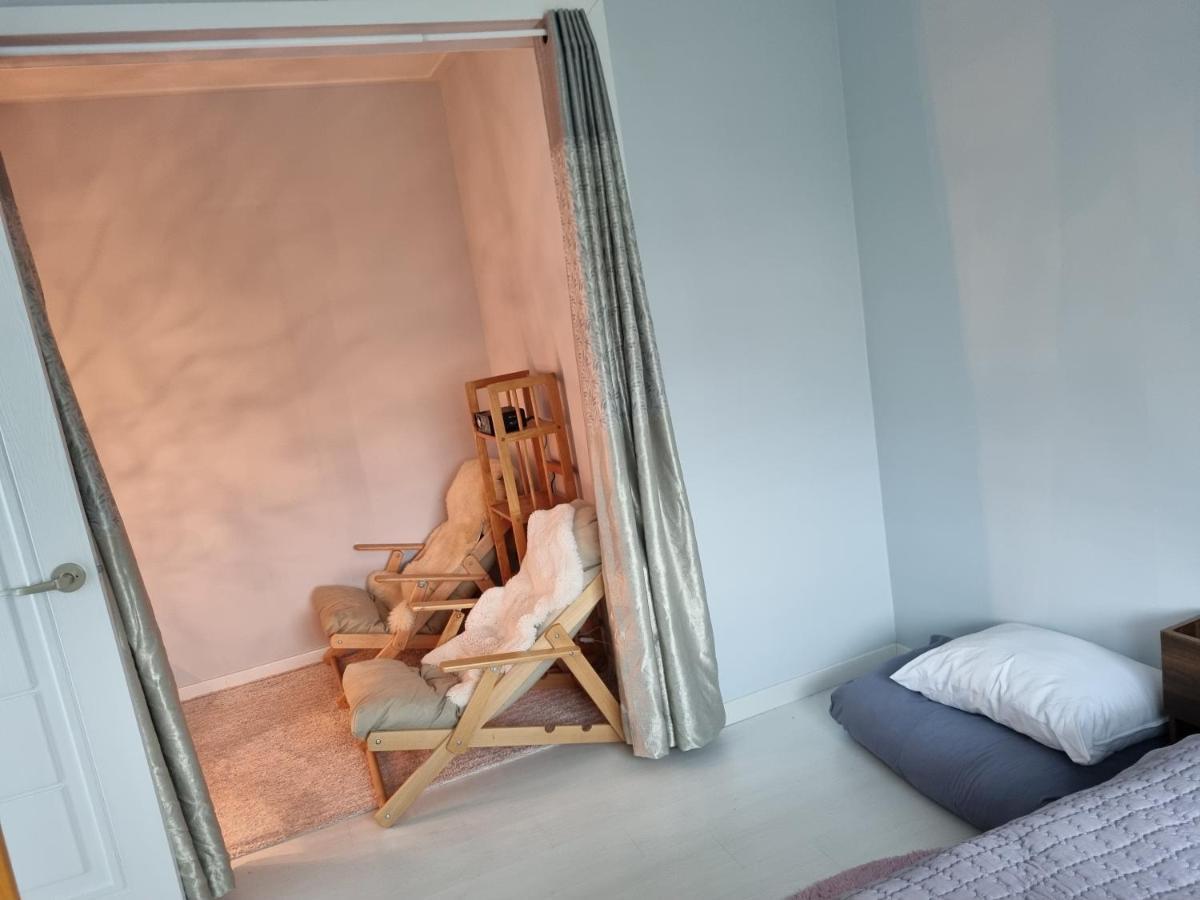Gashi Sarang Bed and Breakfast Seogwipo Exterior foto
